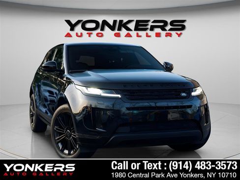 Used 2024 Land Rover Range Rover Evoque S image 12