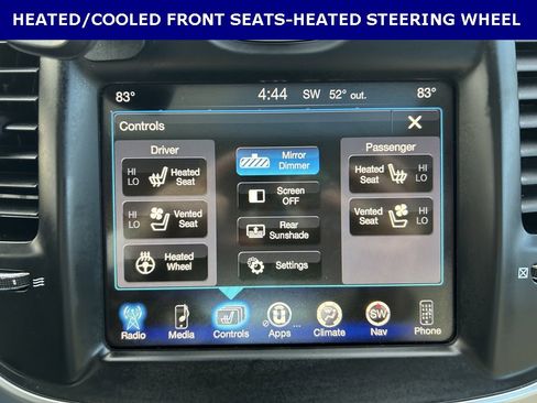 Used 2016 Chrysler 300 C image 6