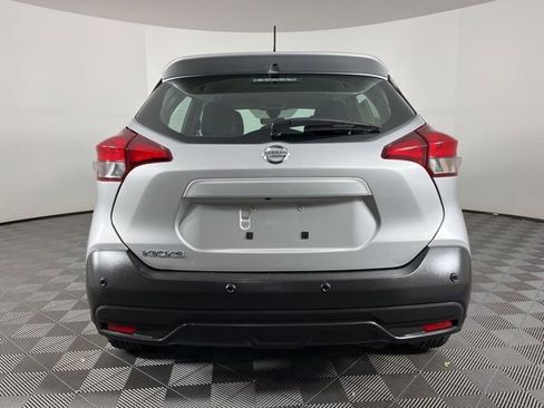 Used 2020 Nissan Kicks S w/ Interior Electronics Package image 8