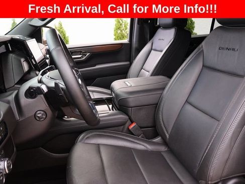 Used 2026 GMC Yukon Denali AWD/4WD image 25