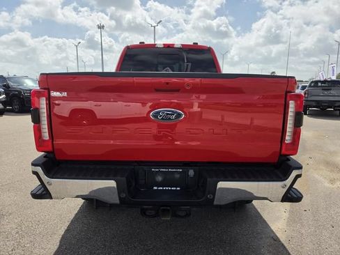 Used 2023 Ford F250 Lariat w/ Lariat Ultimate Package AWD/4WD image 17