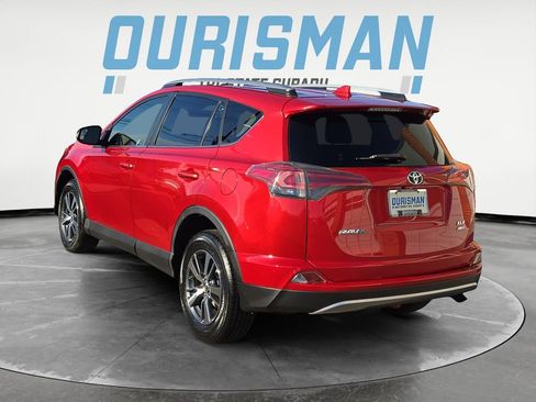Used 2017 Toyota RAV4 XLE image 4