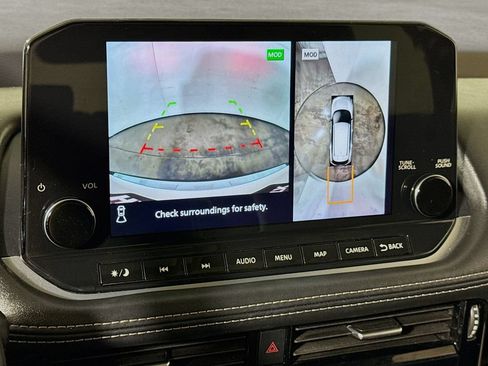 Used 2023 Nissan Rogue SL w/ SL Premium Package FWD image 12