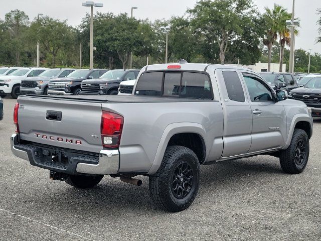 Used 2020 Toyota Tacoma SR5 RWD image 4