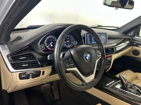 Used 2018 BMW X5 xDrive50i AWD/4WD image 14