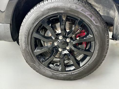 Used 2016 Land Rover Range Rover Sport Supercharged image 33