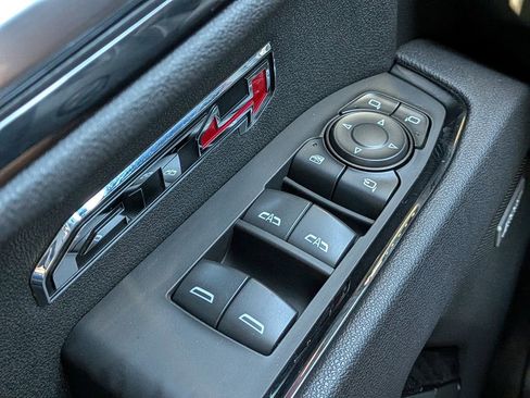 Used 2025 GMC Sierra 1500 AT4 AWD/4WD image 25