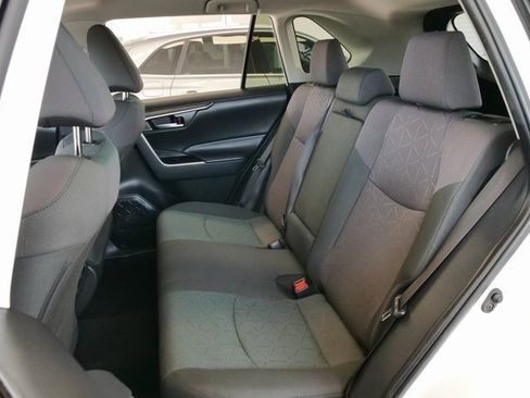 Used 2024 Toyota RAV4 XLE image 12