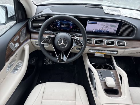 New 2026 Mercedes-Benz GLE 450 4MATIC image 14