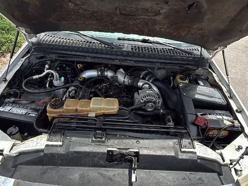 Used 1999 Ford F350 4x4 Crew Cab DRW Super Duty image 43