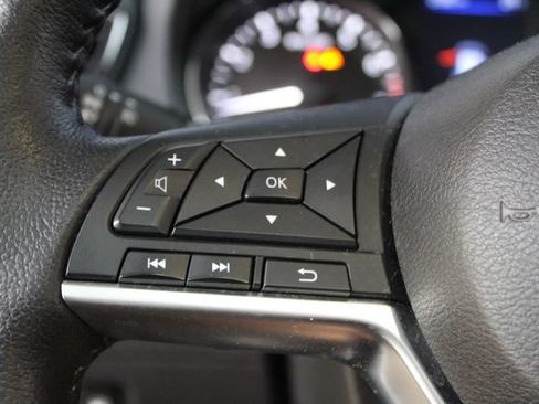 Used 2020 Nissan Rogue SL AWD/4WD image 17