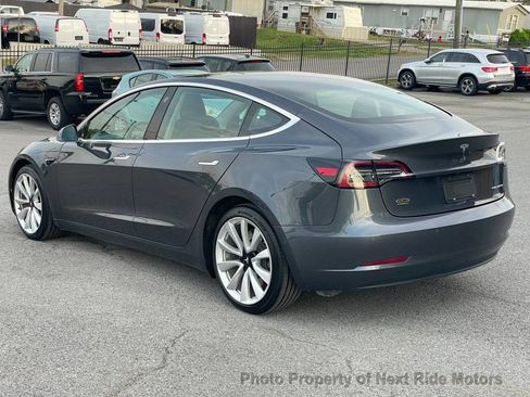 Used 2018 Tesla Model 3 Long Range image 5