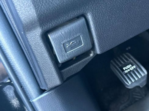 Used 2022 Toyota 4Runner SR5 Premium image 65