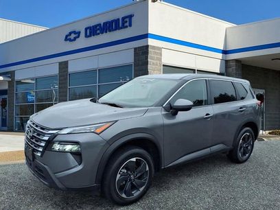 Used 2024 Nissan Rogue SV