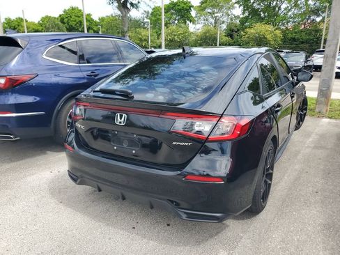 Used 2023 Honda Civic Sport image 8