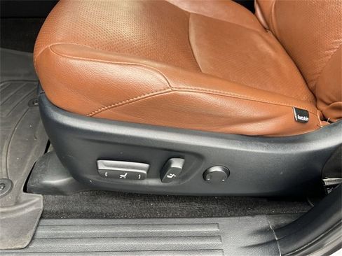 Used 2019 Toyota 4Runner SR5 image 14