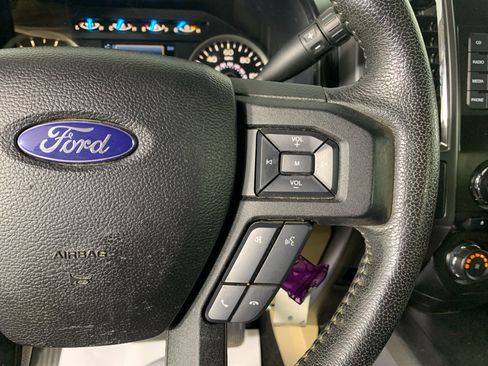 Used 2015 Ford F150 XLT w/ Equipment Group 301A Mid RWD image 18
