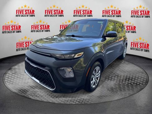 Used 2020 Kia Soul LX image 3