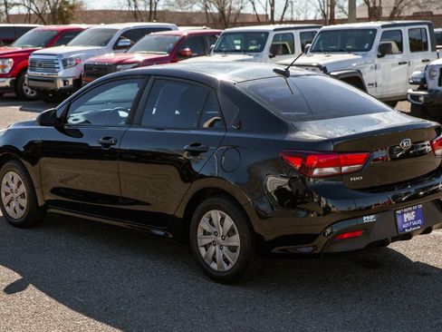 Used 2018 Kia Rio LX image 7