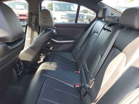 Used 2025 BMW 330i 330i image 10