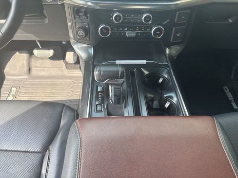 Used 2023 Ford F150 Lariat w/ Max Trailer Tow Package image 18