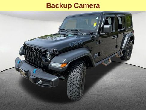 Used 2023 Jeep Wrangler Unlimited w/ Cold Weather Group AWD/4WD image 5