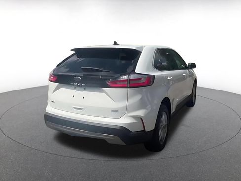 Used 2024 Ford Edge SEL AWD/4WD image 15