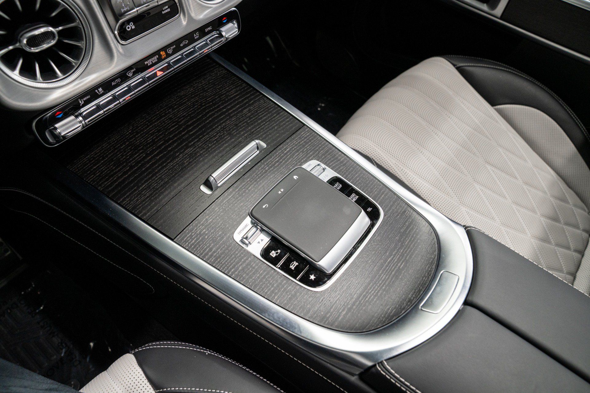 Used 2026 Mercedes-Benz G 63 AMG 4MATIC image 41