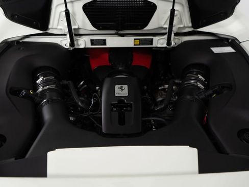 Certified 2023 Ferrari F8 Tributo image 23