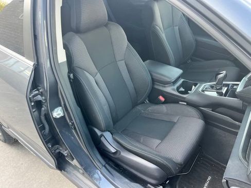 Used 2023 Subaru Outback Premium image 15