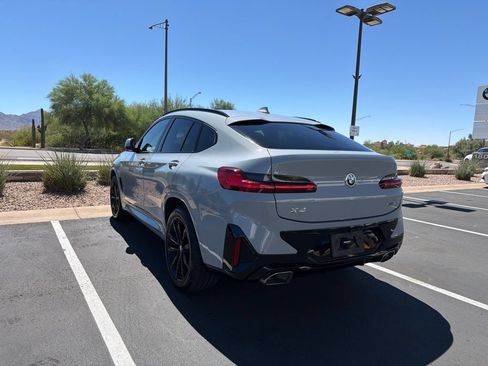 Used 2023 BMW X4 xDrive30i w/ M Sport Package AWD/4WD image 4