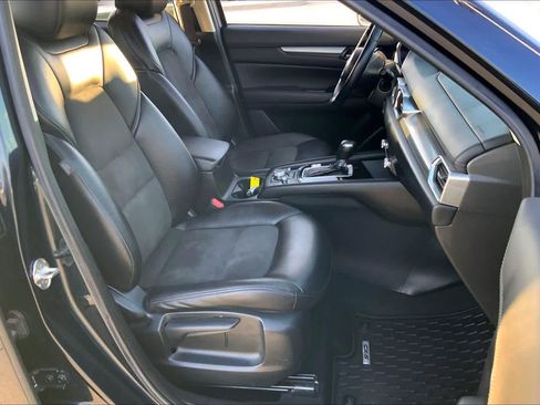 Used 2020 MAZDA CX-5 Touring image 8