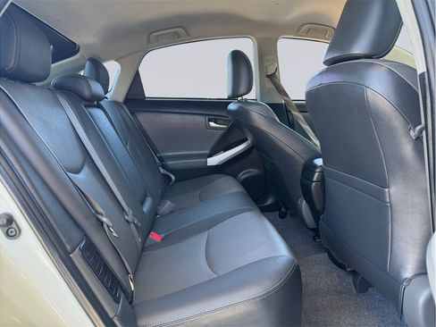 Used 2015 Toyota Prius Four FWD image 24