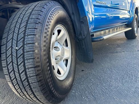 Used 2011 Toyota Tacoma PreRunner w/ SR5 Pkg #2 image 42