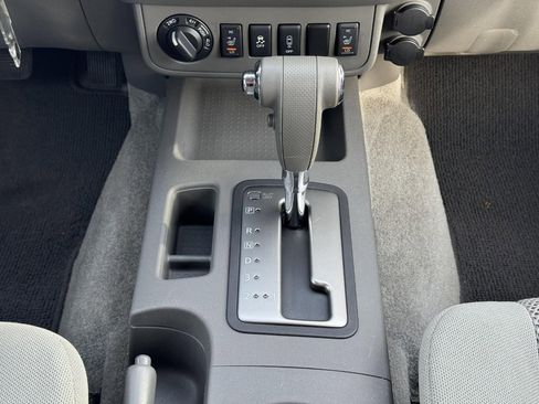 Used 2014 Nissan Frontier SV w/ SV Value Truck Package image 14