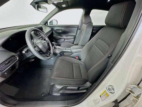 Used 2024 Honda HR-V Sport image 18