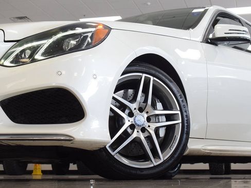 Used 2014 Mercedes-Benz E 550 4MATIC Sedan image 10