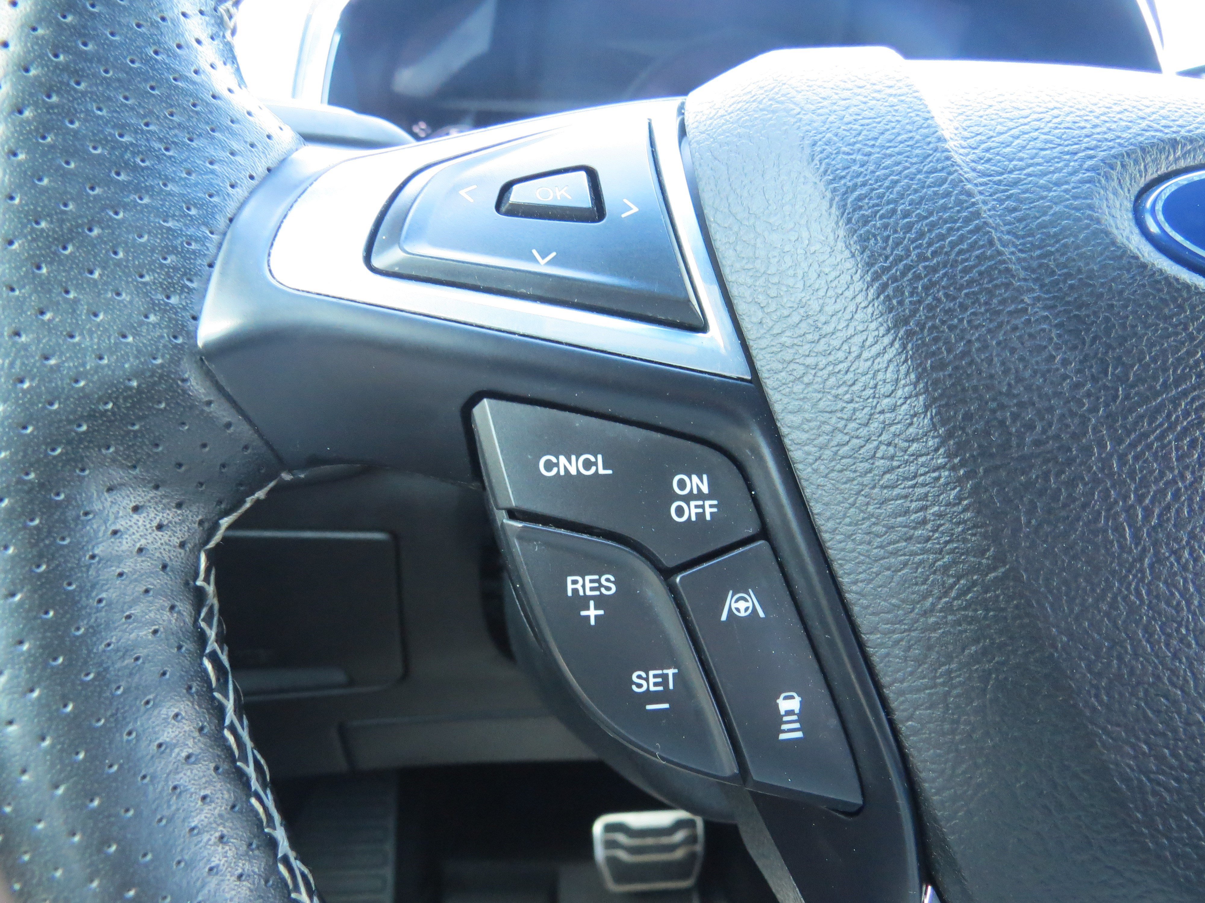 Used 2020 Ford Edge ST w/ Equipment Group 401A AWD/4WD image 22