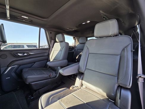 Used 2021 GMC Yukon Denali w/ Denali Ultimate Package image 25
