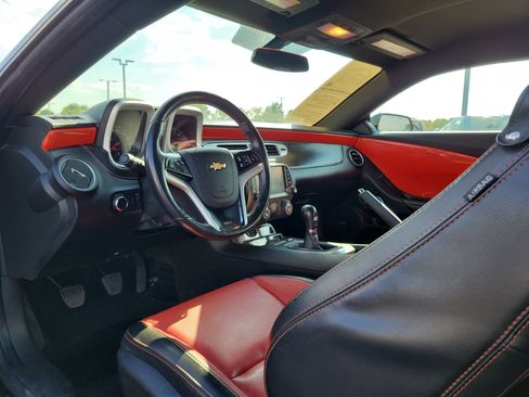 Used 2013 Chevrolet Camaro SS w/ RS Package image 15