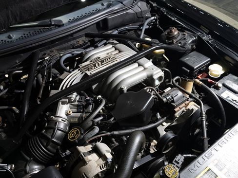 Used 1995 Ford Mustang GT RWD image 43