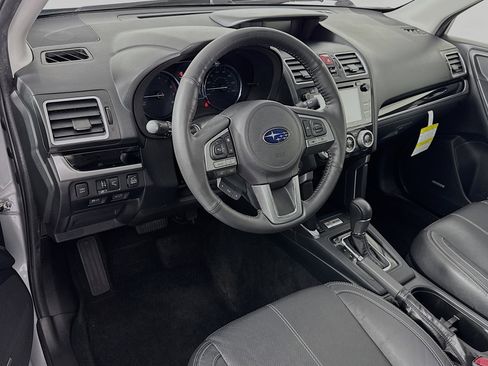 Used 2018 Subaru Forester 2.5i Touring AWD/4WD image 9