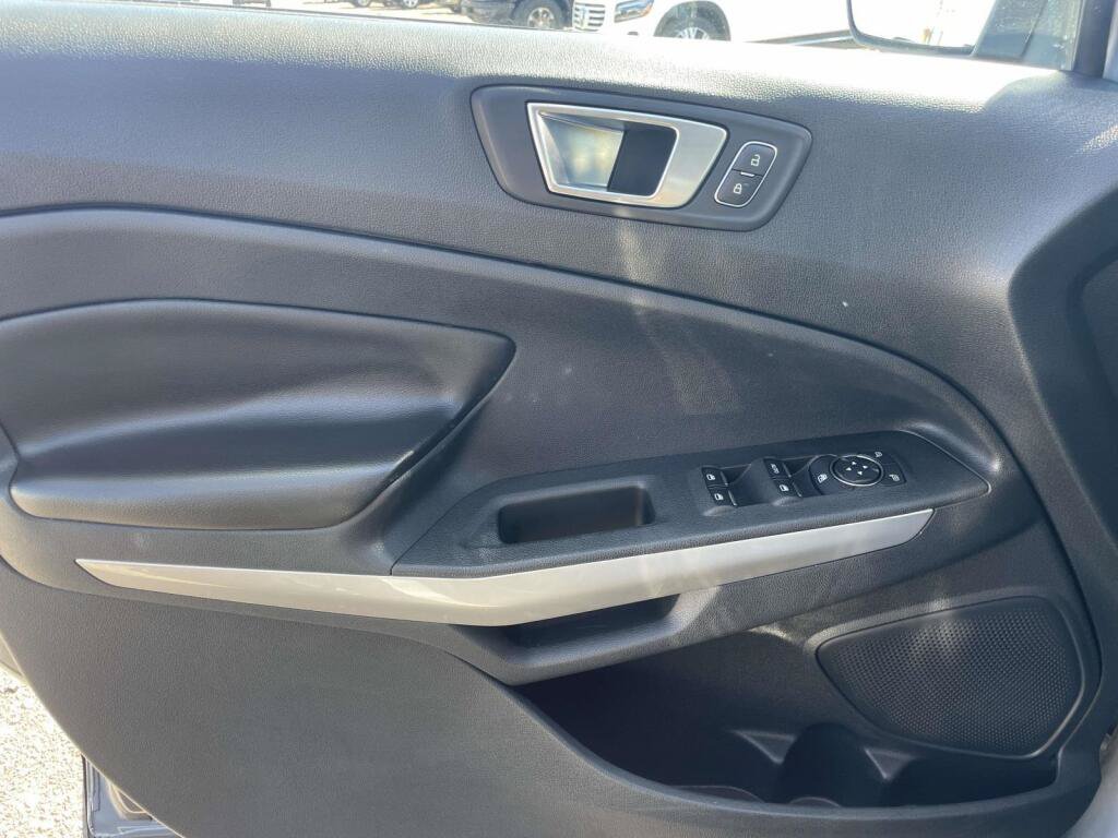 Used 2020 Ford EcoSport Titanium AWD/4WD image 28