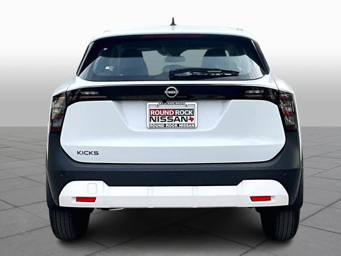 New 2026 Nissan Kicks S image 4