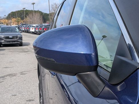 Used 2022 Nissan Rogue SV w/ SV Premium Package image 12