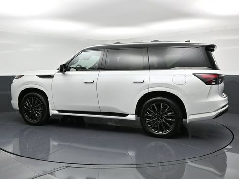 New 2026 INFINITI QX80 Autograph image 33