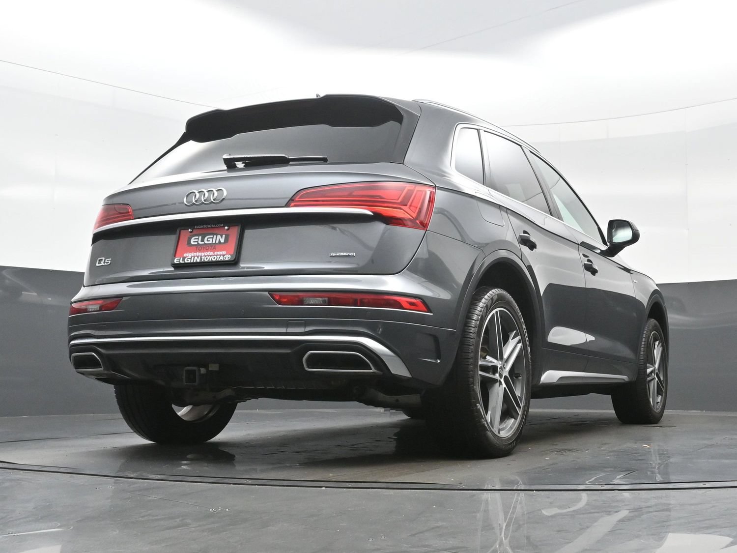 Used 2024 Audi Q5 e Premium Plus AWD/4WD image 33