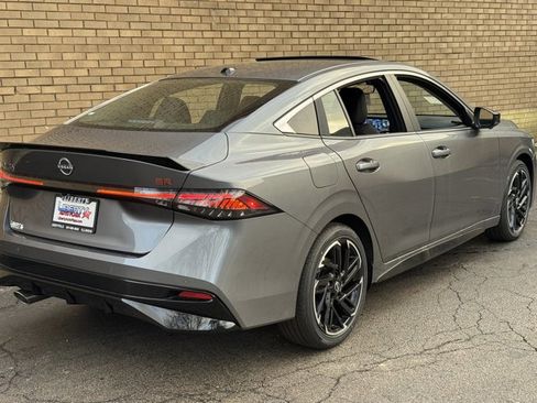 New 2026 Nissan Sentra SR w/ SR Premium Package image 19