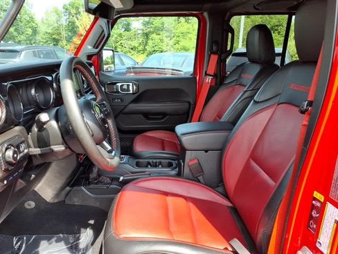 Used 2023 Jeep Wrangler Unlimited Rubicon 4xe AWD/4WD image 15