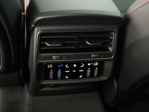 New 2026 Audi SQ8 Prestige image 22